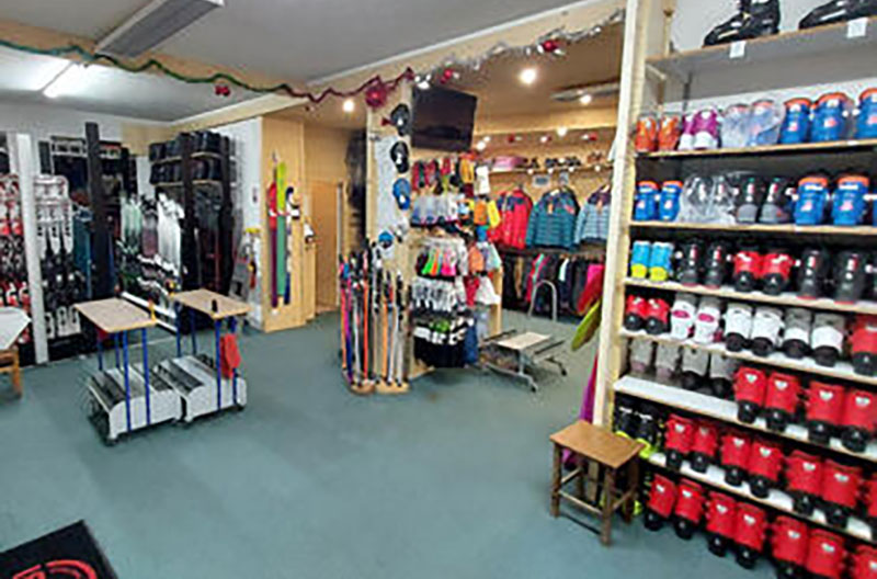 SKI SHOP 1700 skishop1700_3.jpg